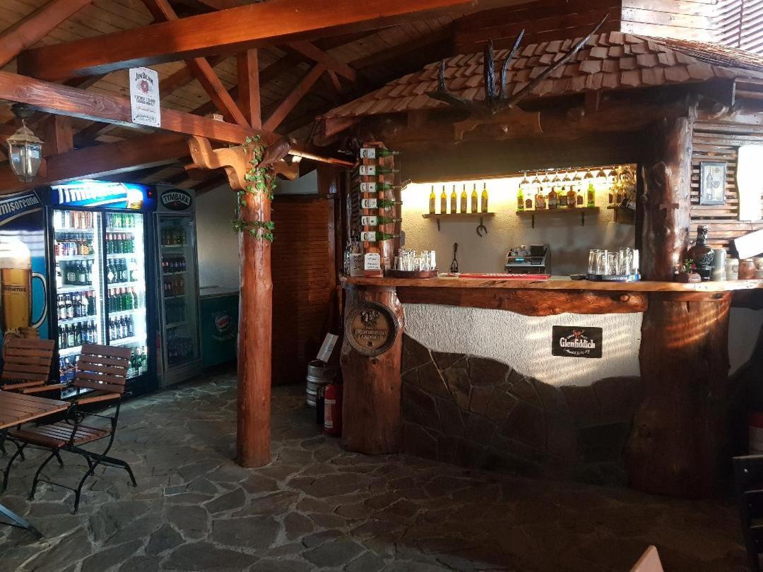 Hotel Casa Dexi Malaia Esterno foto